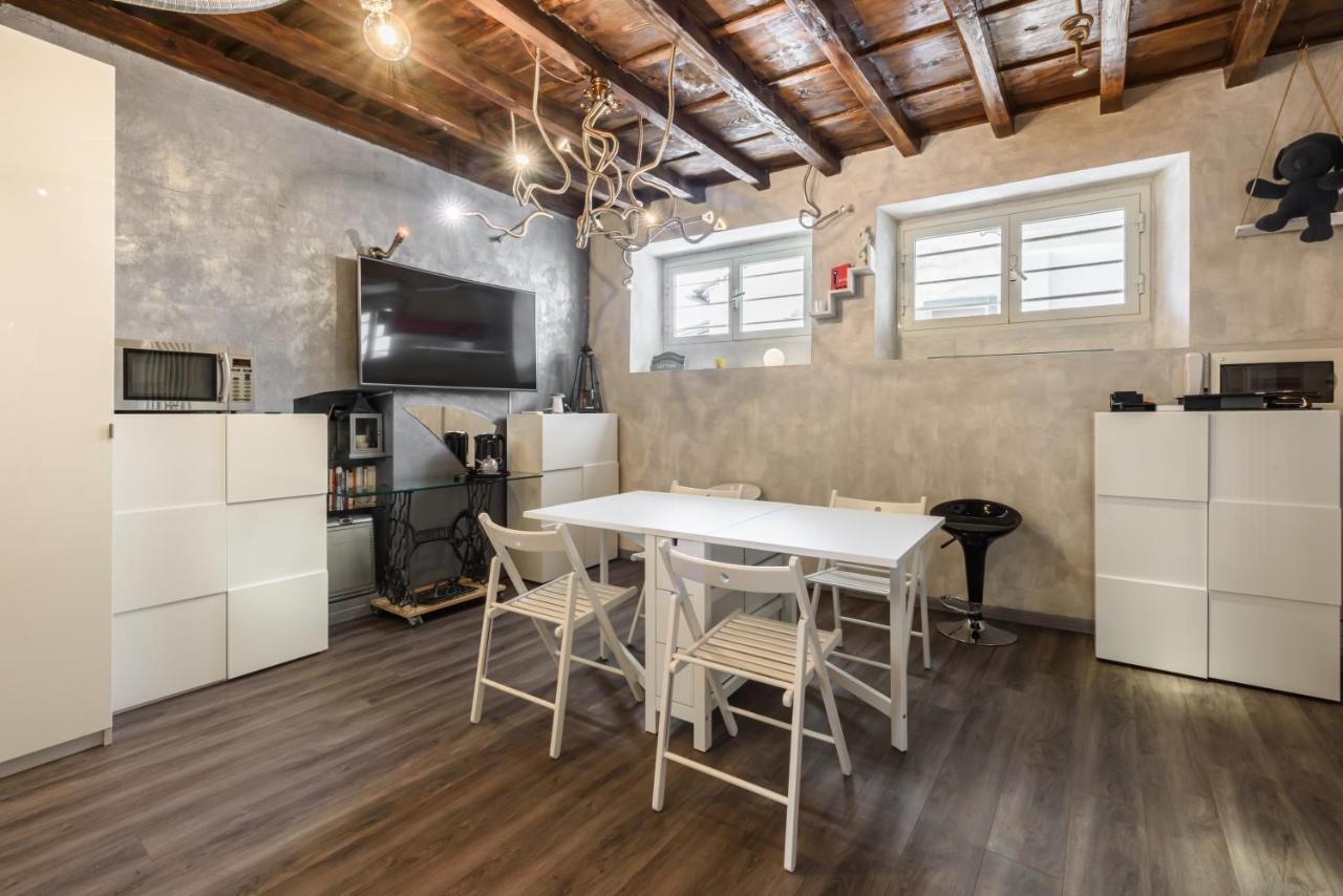 Appartement Uffizi - Signoria Wi-Fi - Netflix & A/C à Florence Extérieur photo